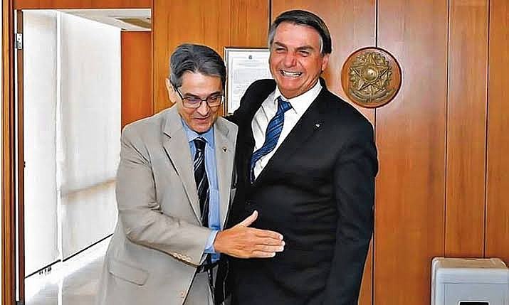 Bolsonaro junto ao seu apoiador Roberto Jefferson