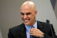 Alexandre de Moraes usa censura como arma política