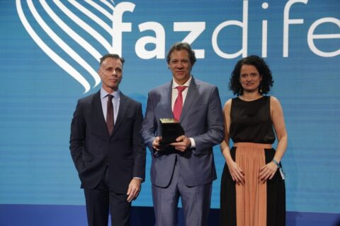 Haddad premio Faz Diferença